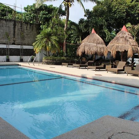 Tonglen Beach Resort Balabag  Екстер'єр фото