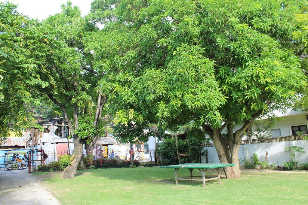 Tonglen Beach Resort Balabag  Екстер'єр фото
