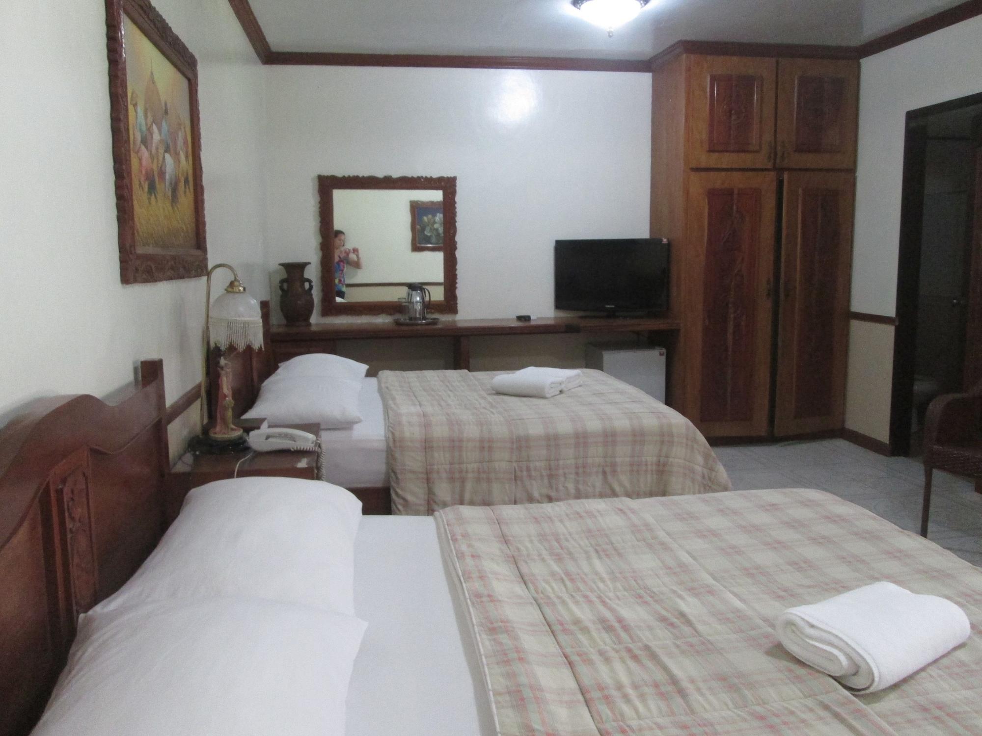 Tonglen Beach Resort Balabag  Екстер'єр фото