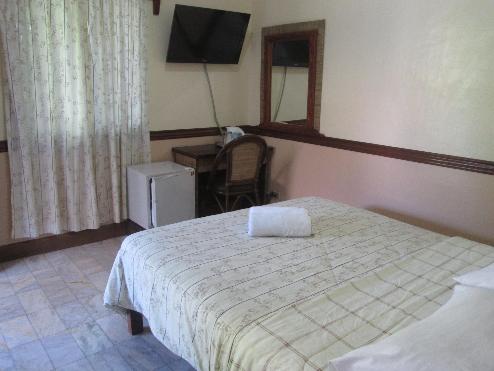 Tonglen Beach Resort Balabag  Екстер'єр фото
