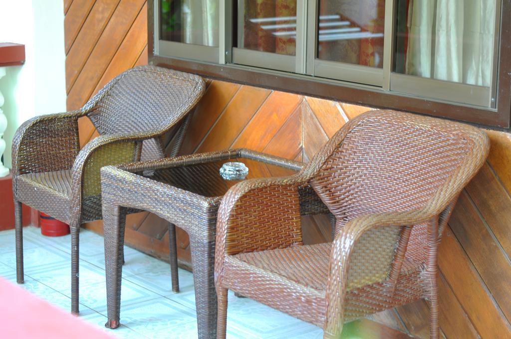 Tonglen Beach Resort Balabag  Екстер'єр фото